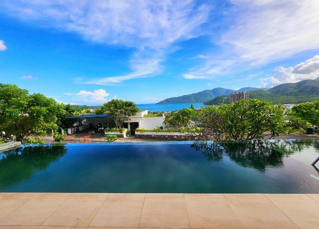 đặt villa Nha Trang cho đoàn